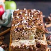 Paleo Apple Pecan Bread that is fully of all the warm spices and the perfect breakfast, snack or dessert. This paleo bread is gluten free, grain free and refined sugar free. Paleo bread recipes. Paleo desserts. Gluten free apple bread. Gluten free pecan bread.