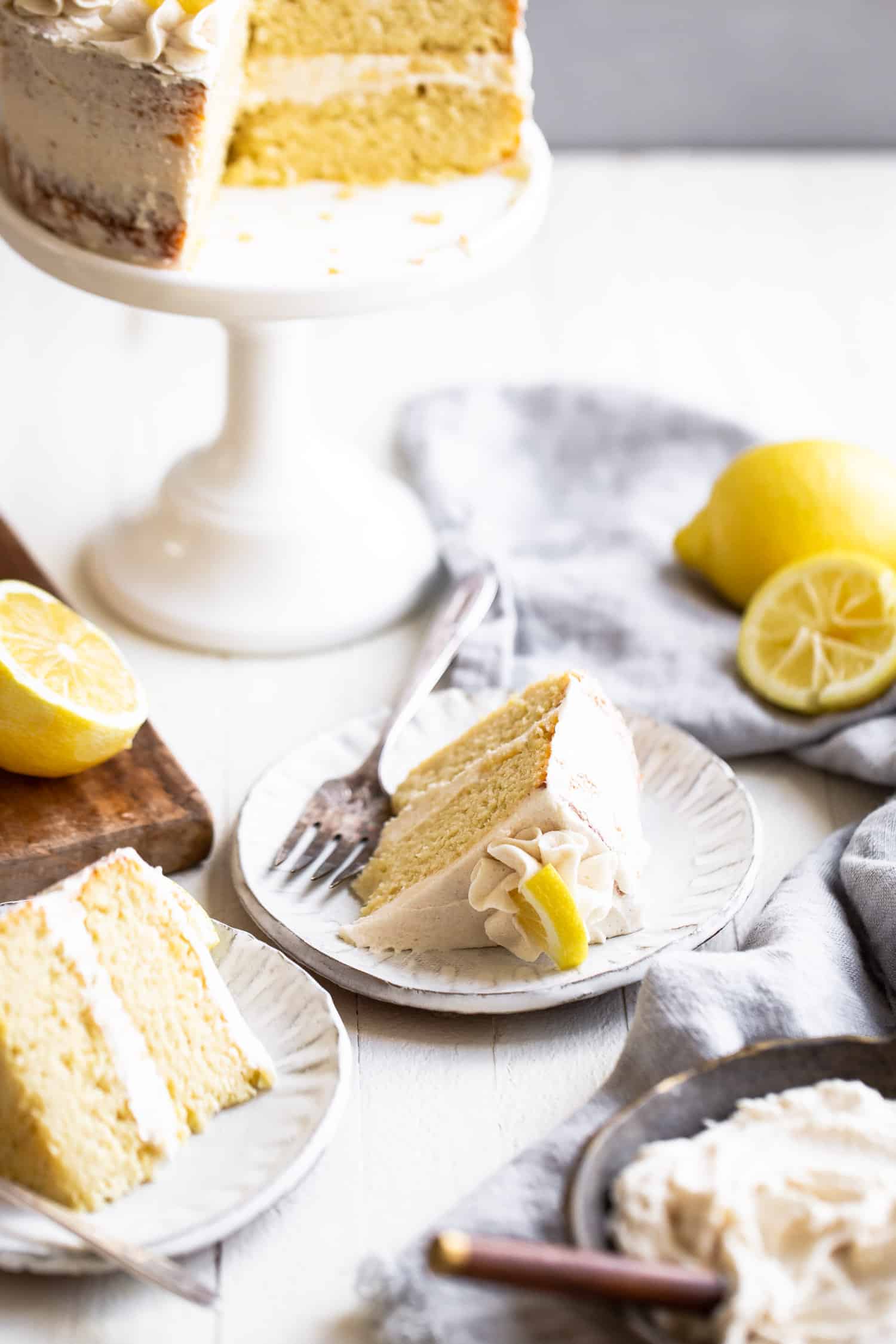 Sugar Free Lemon Cake (Dairy Free, Paleo and Keto!) Sugar Free Lemon Cake (Dairy Free, Paleo and Keto!)