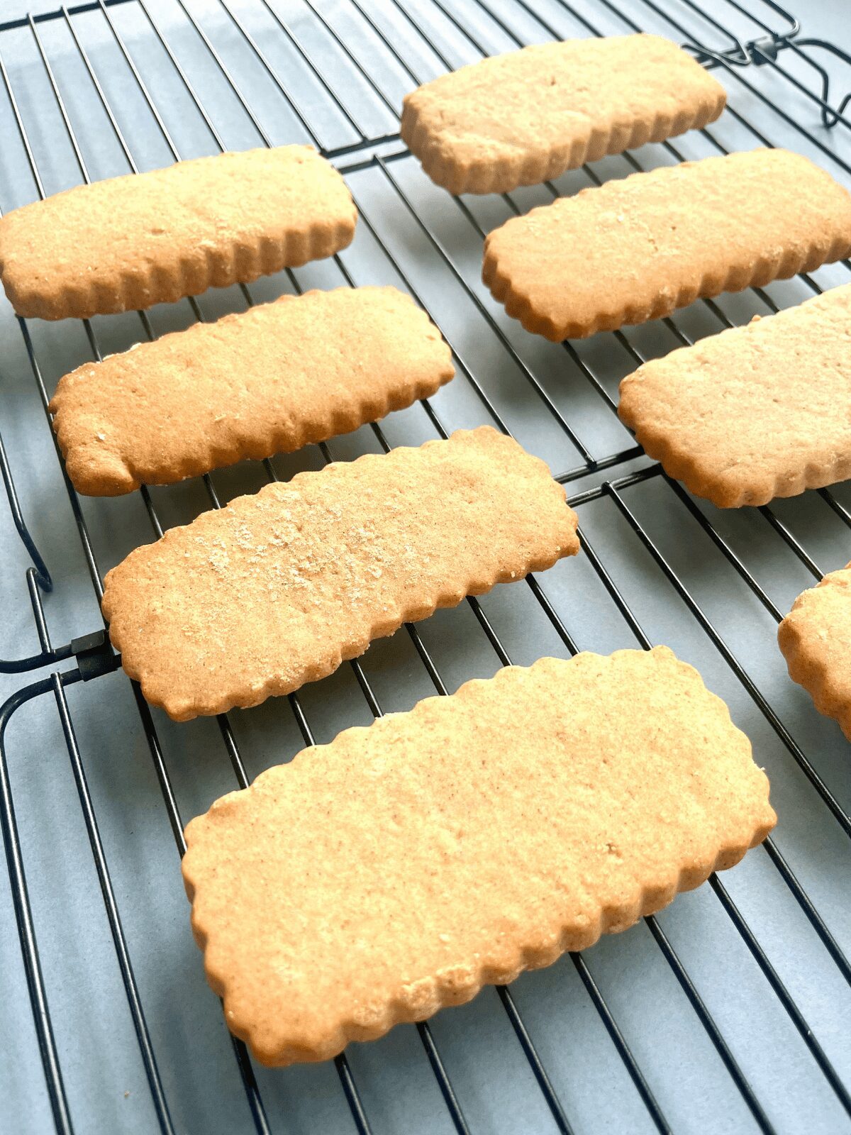 shortbread cookies made with honey